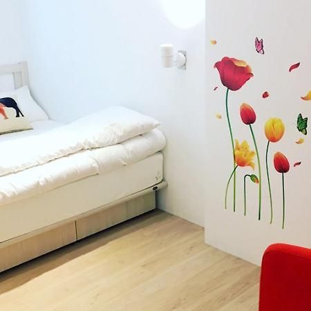 4Plus Hostel Tajpej Kültér fotó
