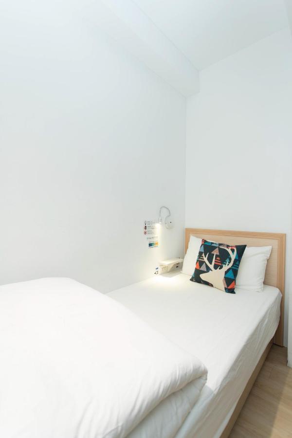 4Plus Hostel Tajpej Kültér fotó