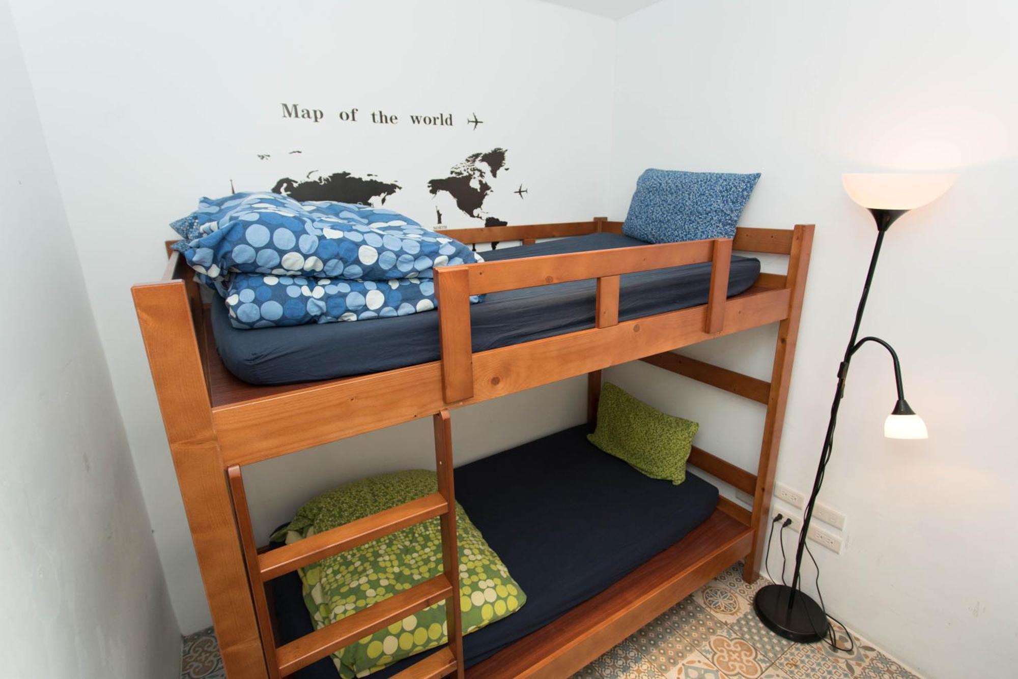 4Plus Hostel Tajpej Kültér fotó
