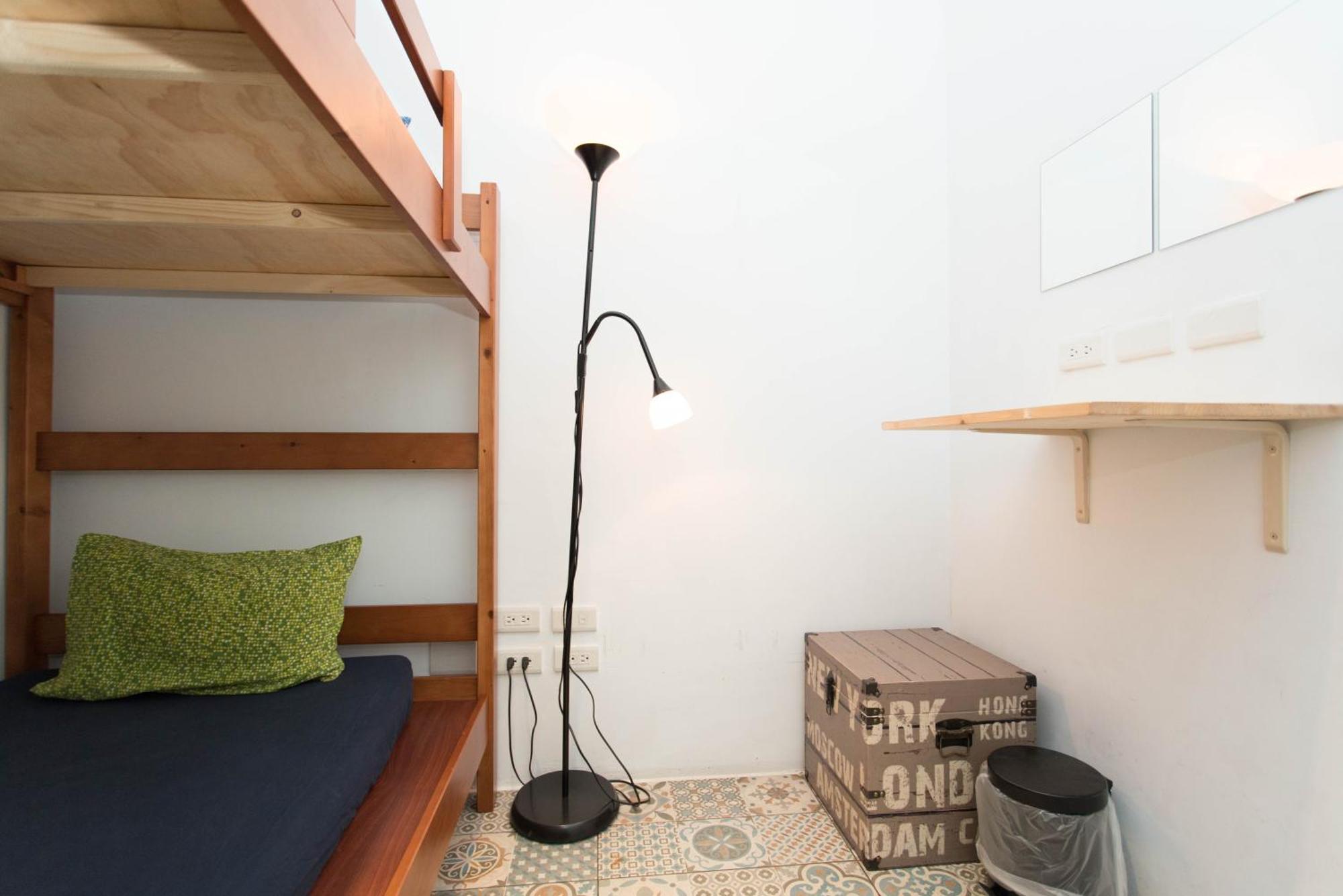 4Plus Hostel Tajpej Kültér fotó